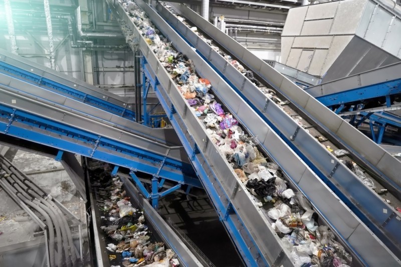 Waste conveyor belt line